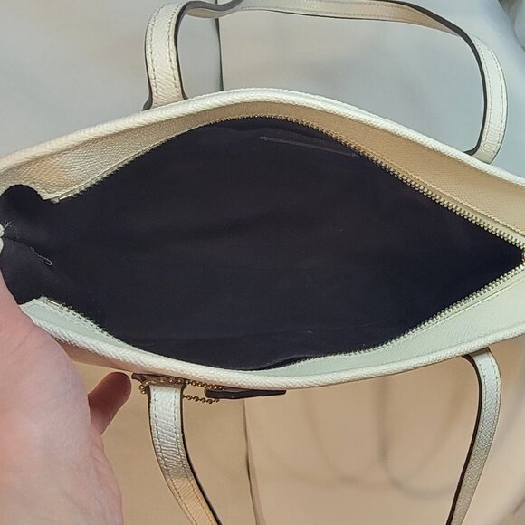 COACH | Womens Leather Shoulder Tote - Cream/Off-White - Picture 5 of 7